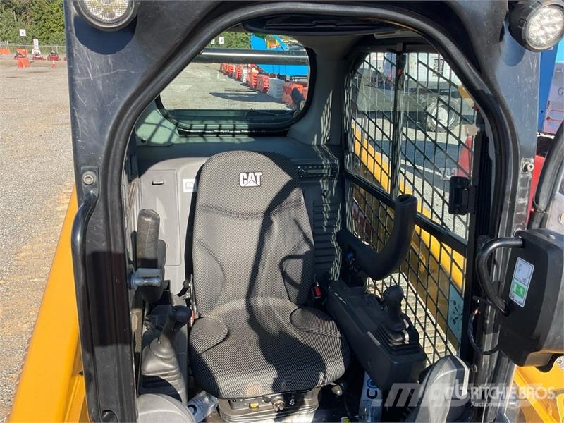CAT 259D3 Two-Speed Compact Track Loader لوادر انزلاقية التوجيه