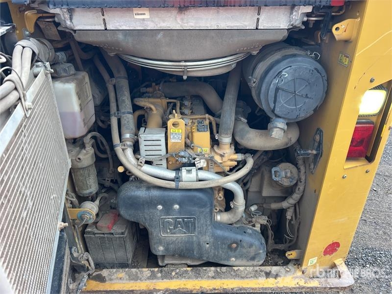 CAT 262D Kompaktlastere
