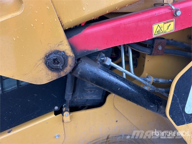 CAT 262D Kompaktlastere