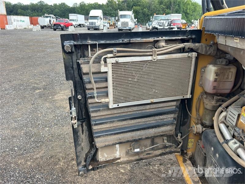 CAT 262D Kompaktlastere