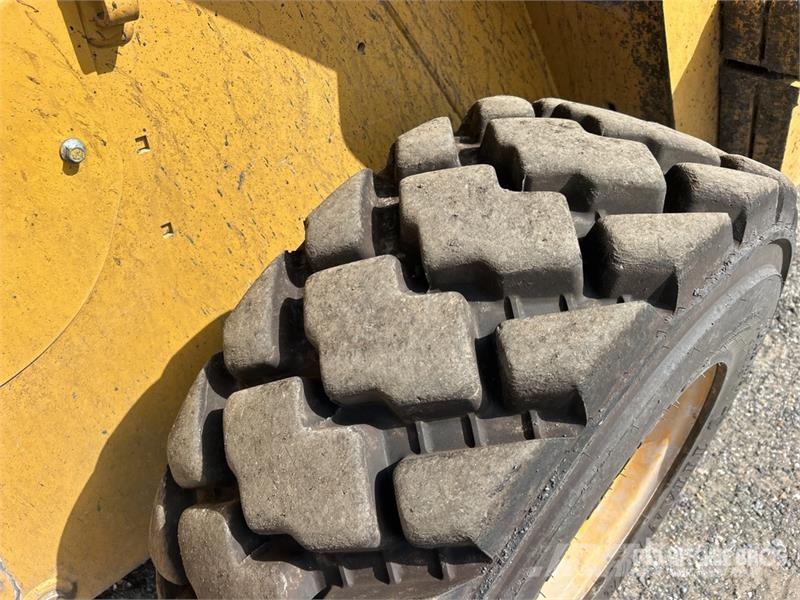CAT 262D3 Two-Speed High Flow XPS Skid Steer Loader Φορτωτάκια