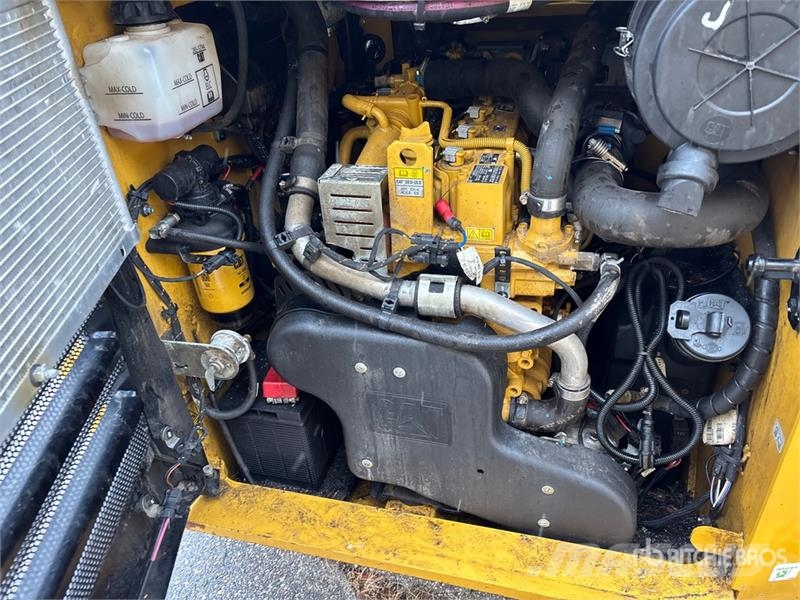 CAT 262D3 Two-Speed Skid Steer Loader Minilæsser - skridstyret