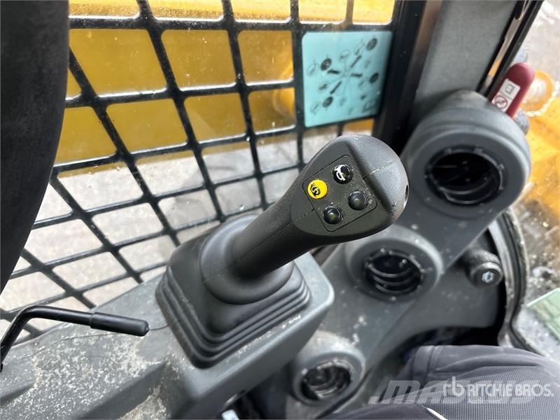 CAT 262D3 Two-Speed Skid Steer Loader Minilæsser - skridstyret