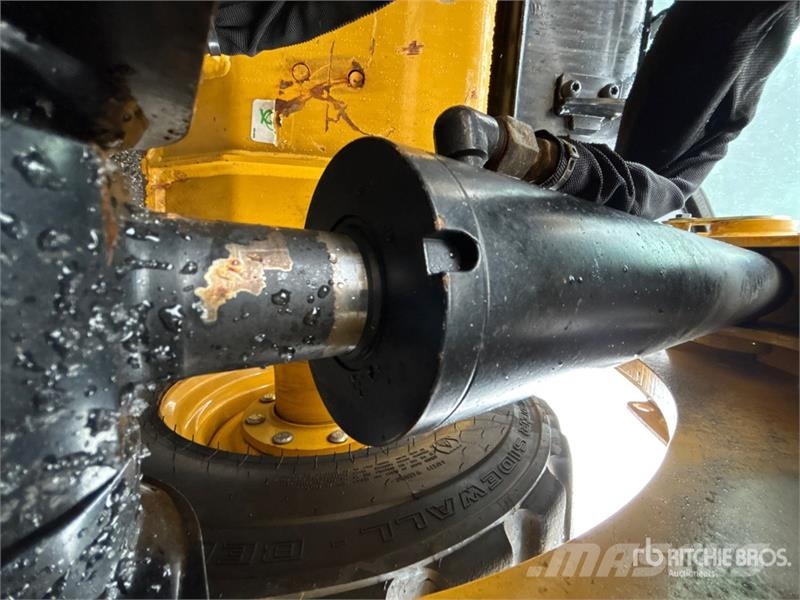 CAT 262D3 Two-Speed Skid Steer Loader Minilæsser - skridstyret