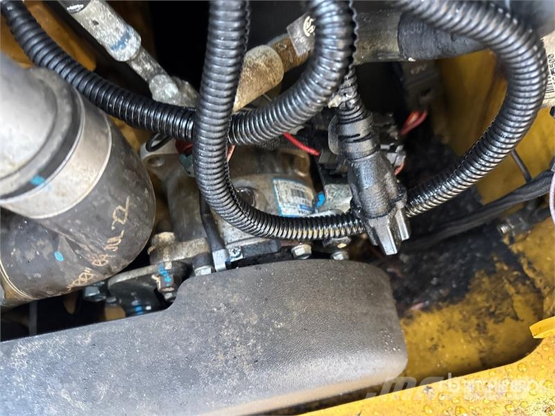 CAT 262D3 Two-Speed Skid Steer Loader Minilæsser - skridstyret