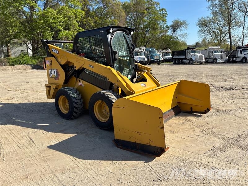 CAT 262D3 Two-Speed Skid Steer Loader Minilæsser - skridstyret