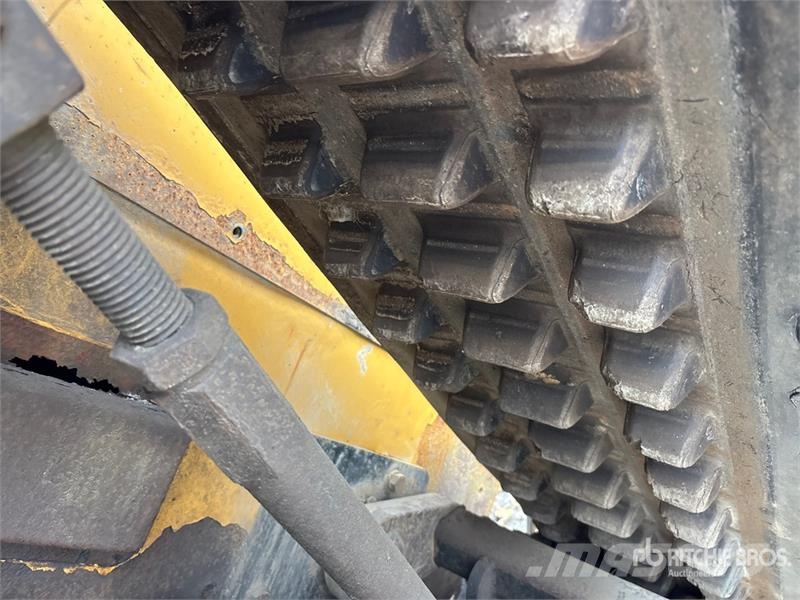 CAT 277C Skid steer mini nakladalci