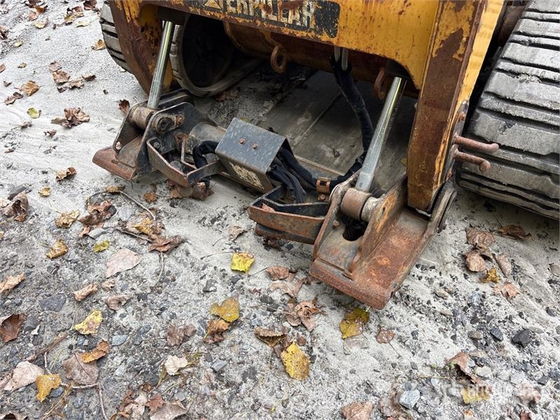 CAT 277C Skid steer mini nakladalci