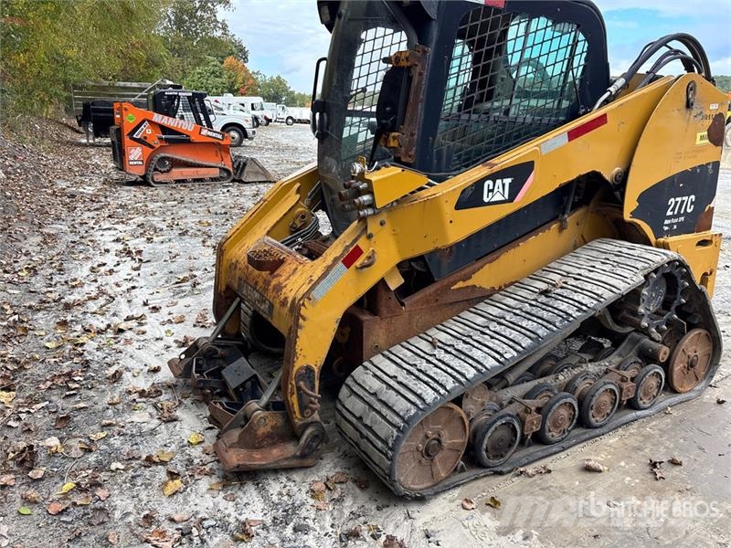 CAT 277C Skid steer mini nakladalci