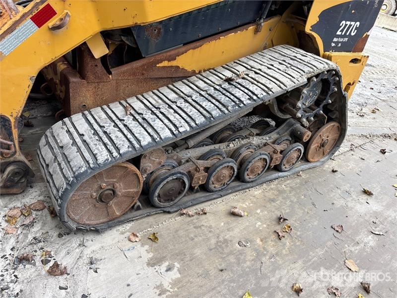CAT 277C Skid steer mini nakladalci