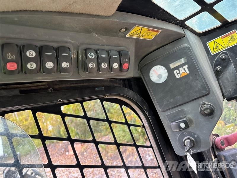 CAT 277C Skid steer mini nakladalci