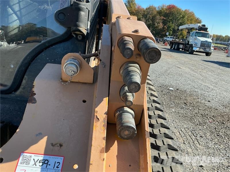 CAT 299D XHP Compact Track Loader Krautuvai su šoniniu pasukimu