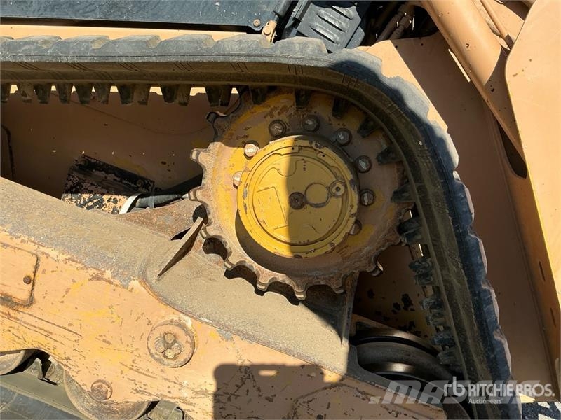 CAT 299D XHP Compact Track Loader Krautuvai su šoniniu pasukimu