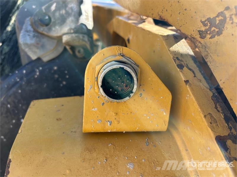 CAT 299D XHP Two-Speed Compact Track Loader Skid steer mini nakladalci