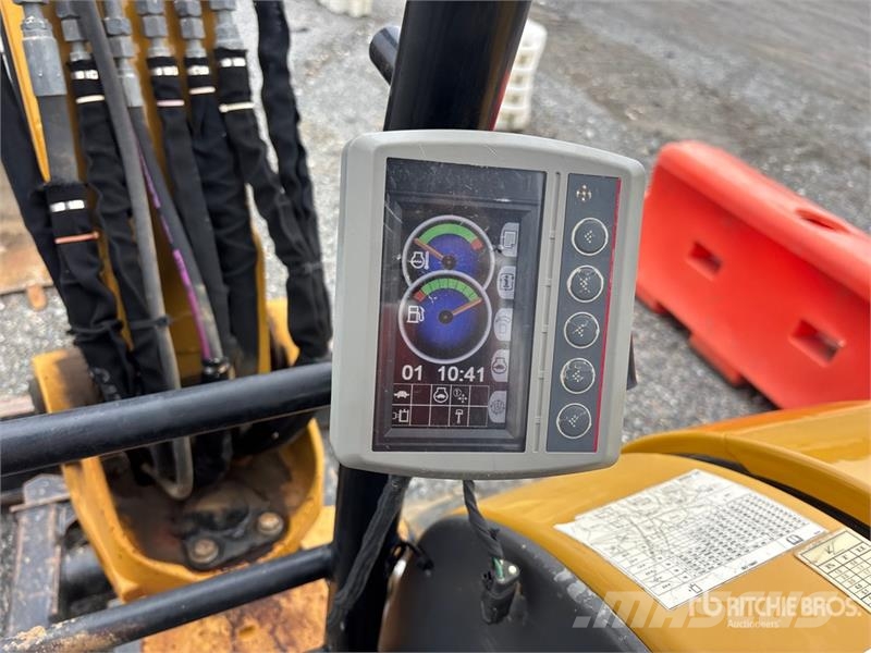 CAT 305E2 CR Mini Excavator Mini ekskavatori < 7 t