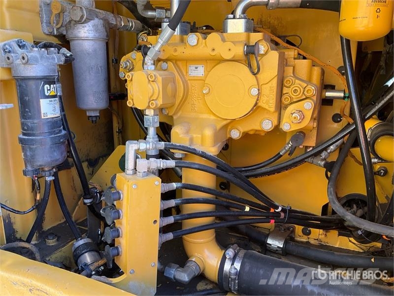 CAT 320E L Tracked Excavator Crawler excavators