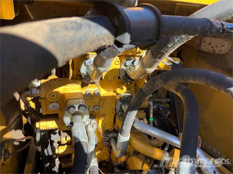 CAT 320E L Tracked Excavator Crawler excavators