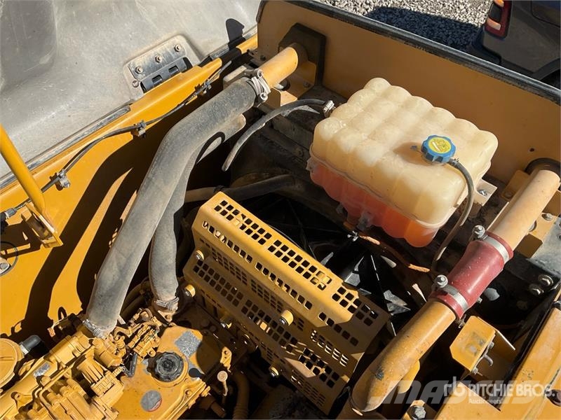 CAT 320E L Tracked Excavator Crawler excavators