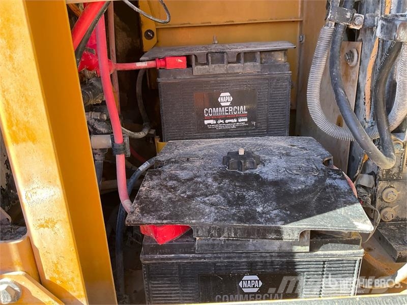 CAT 320E L Tracked Excavator Crawler excavators