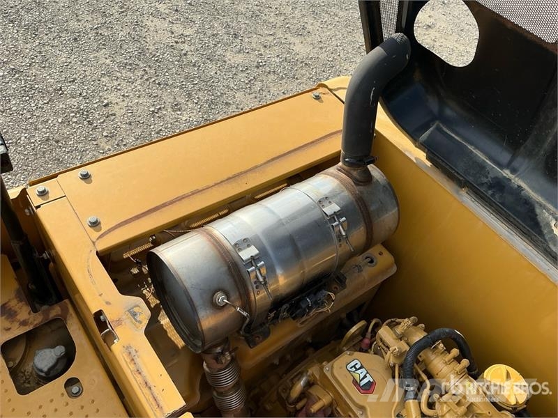 CAT 320E L Tracked Excavator Roomikekskavaatorid