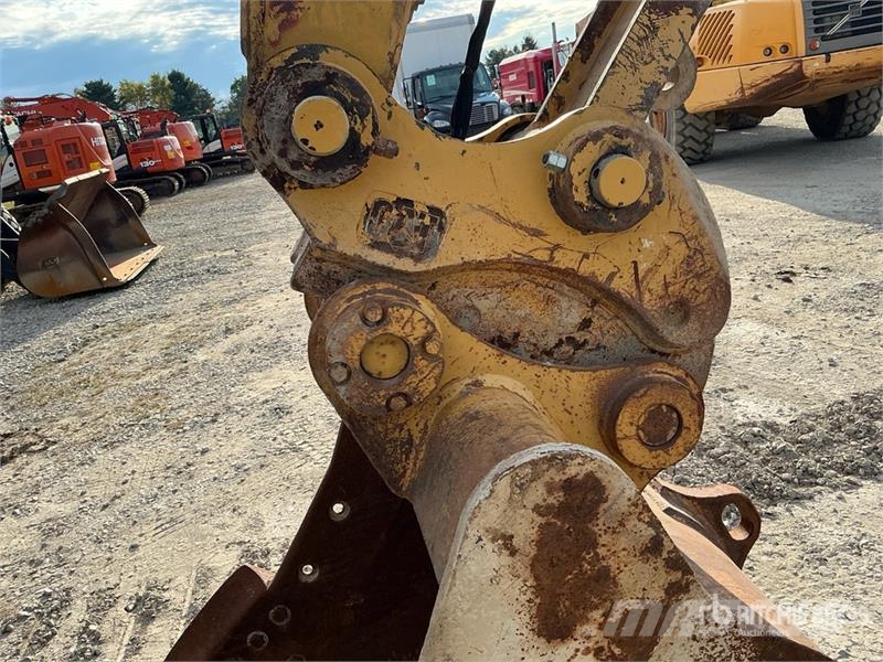 CAT 320E L Tracked Excavator Roomikekskavaatorid