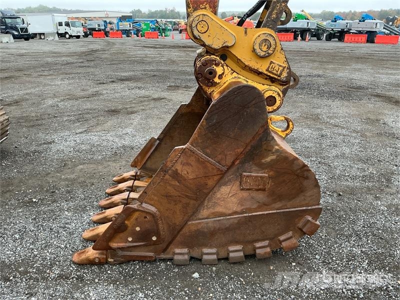 CAT 320E L Tracked Excavator Raupenbagger