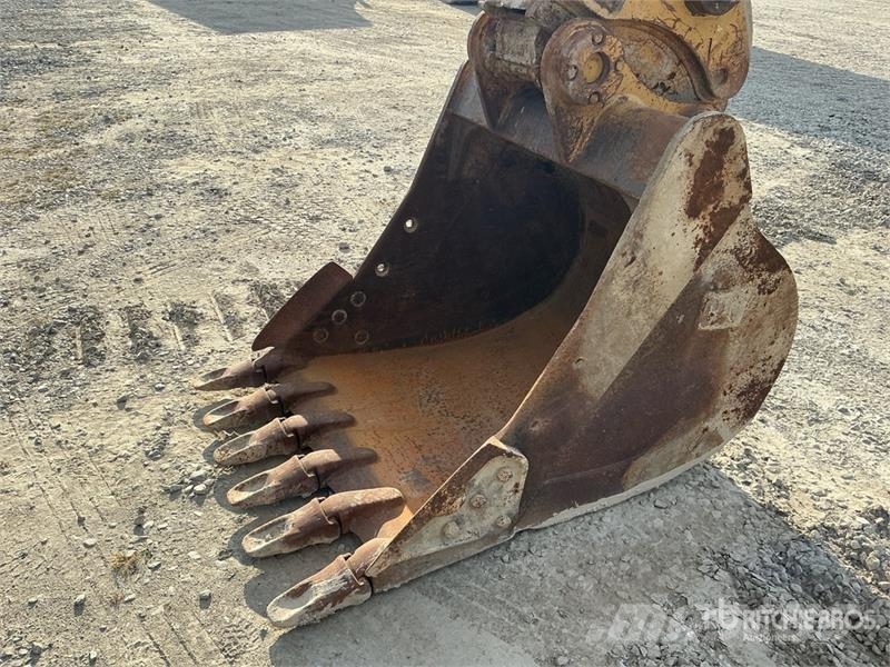 CAT 320E L Tracked Excavator Roomikekskavaatorid