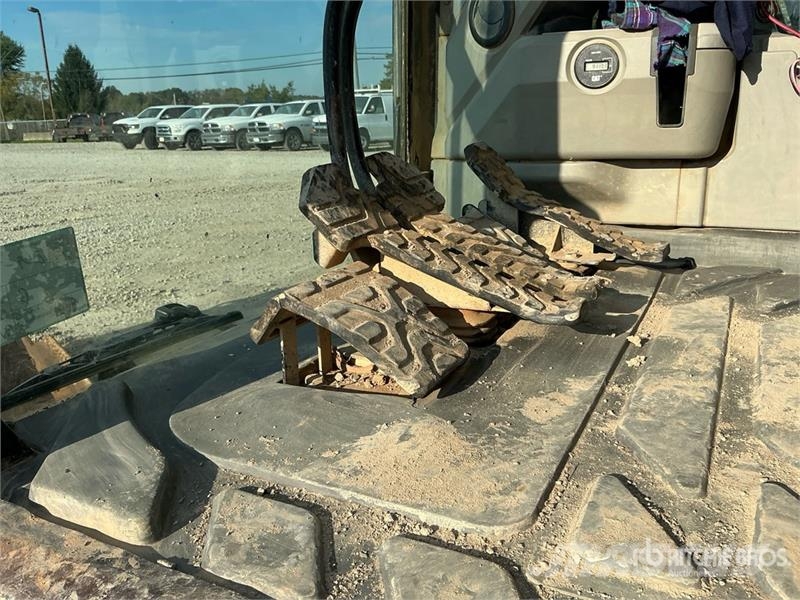 CAT 320E L Tracked Excavator Roomikekskavaatorid