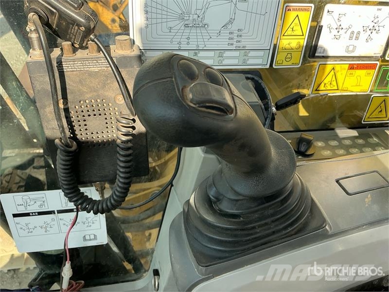 CAT 320E L Tracked Excavator Roomikekskavaatorid