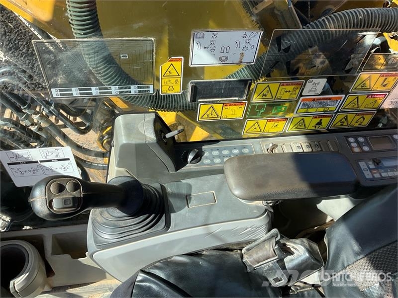 CAT 320E L Tracked Excavator Crawler excavators