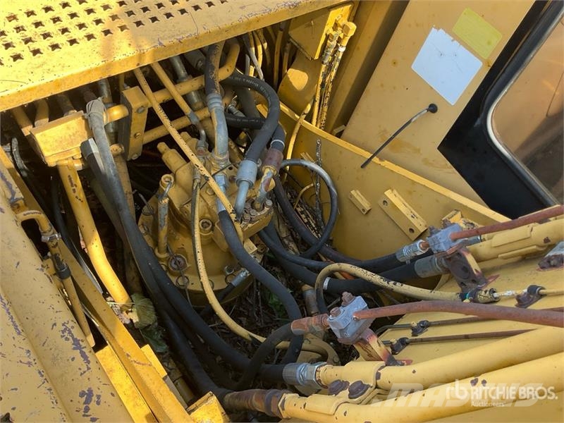 CAT 320L Εκσκαφείς με ερπύστριες