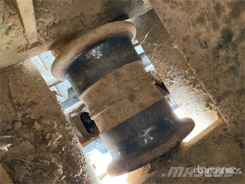 CAT 320L Bagri goseničarji