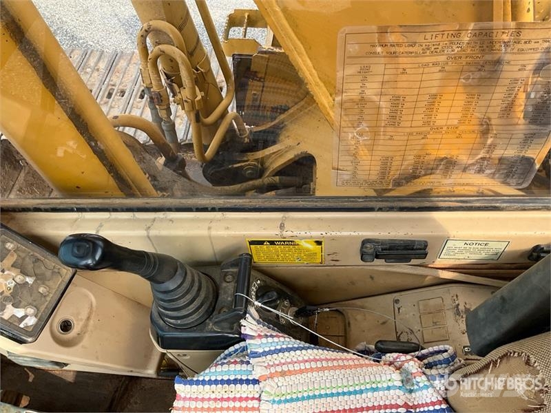CAT 320L Bagri goseničarji