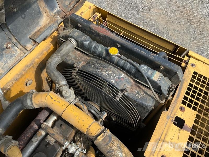 CAT 320L Εκσκαφείς με ερπύστριες