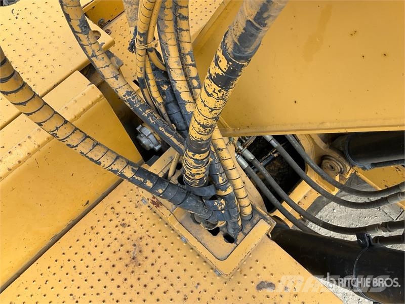 CAT 321D LCR Tracked Excavator Raupenbagger
