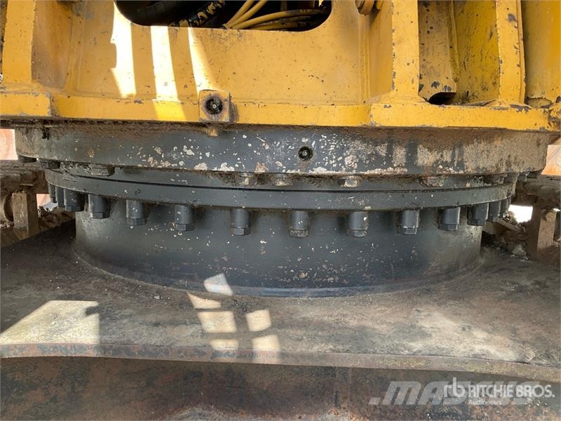 CAT 321D LCR Tracked Excavator Raupenbagger