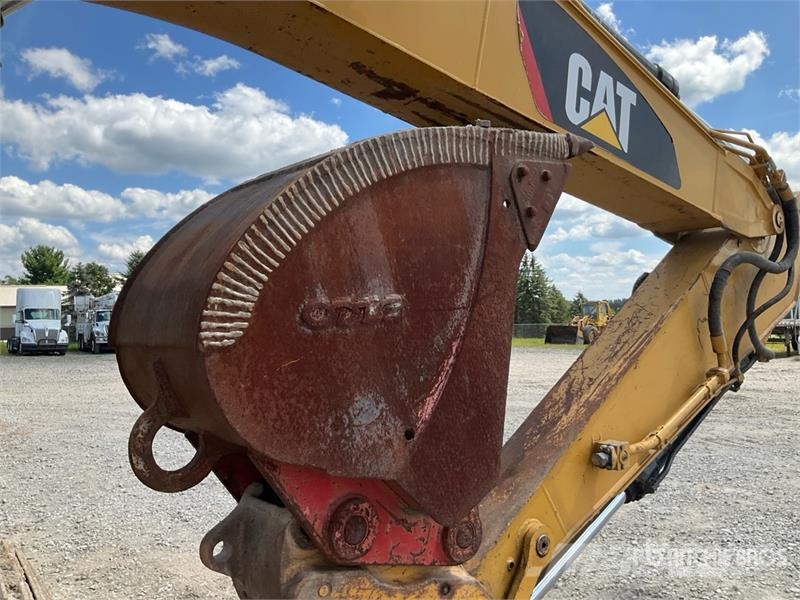 CAT 321D LCR Tracked Excavator Raupenbagger