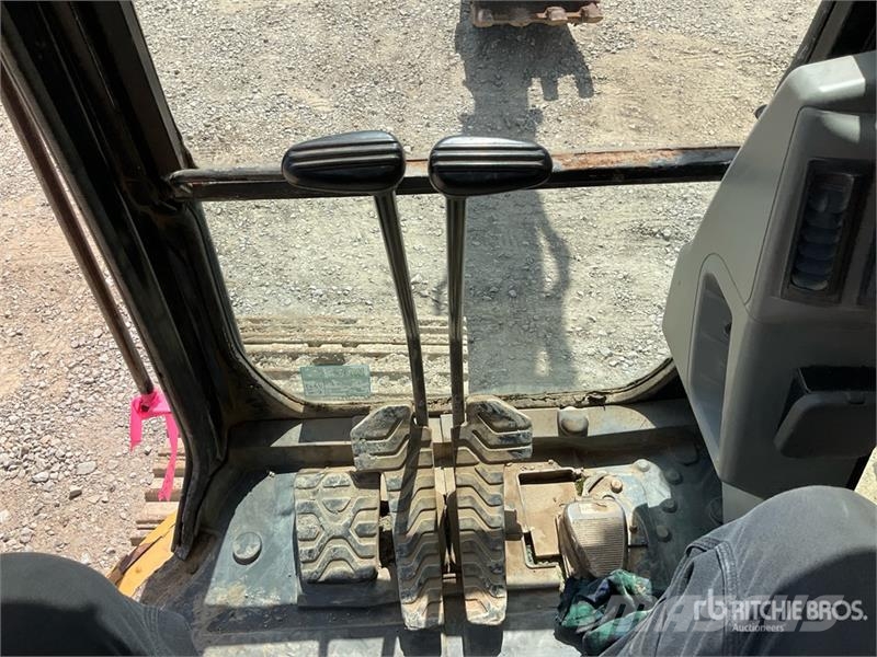 CAT 321D LCR Tracked Excavator Raupenbagger