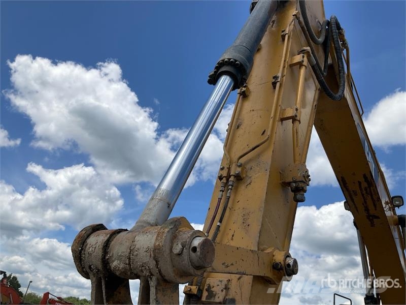 CAT 321D LCR Tracked Excavator Raupenbagger