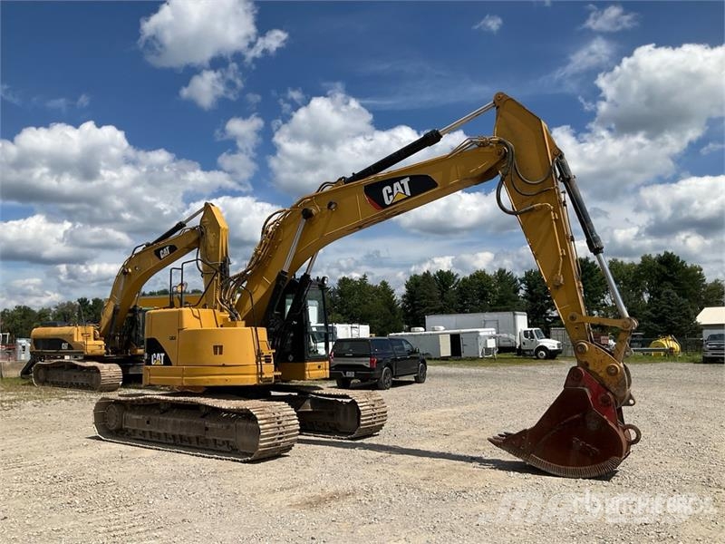 CAT 321D LCR Tracked Excavator Raupenbagger