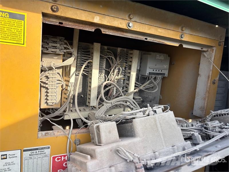CAT 3306B 250 kW Skid-Mounted Generator Set Dīzeļģeneratori