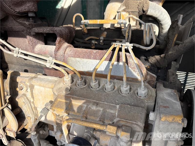 CAT 3306B 250 kW Skid-Mounted Generator Set Dīzeļģeneratori