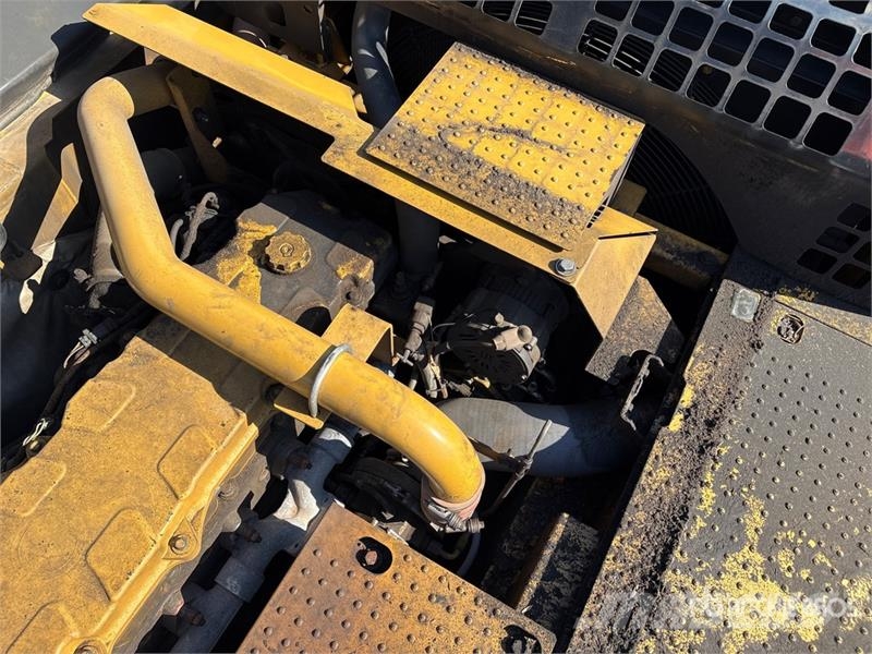 CAT 330D L Tracked Excavator Raupenbagger