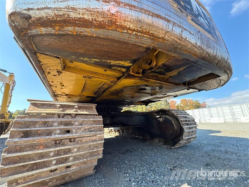 CAT 330D L Tracked Excavator Raupenbagger