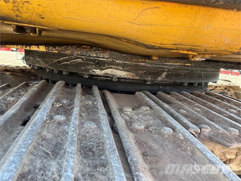CAT 330D L Tracked Excavator Raupenbagger