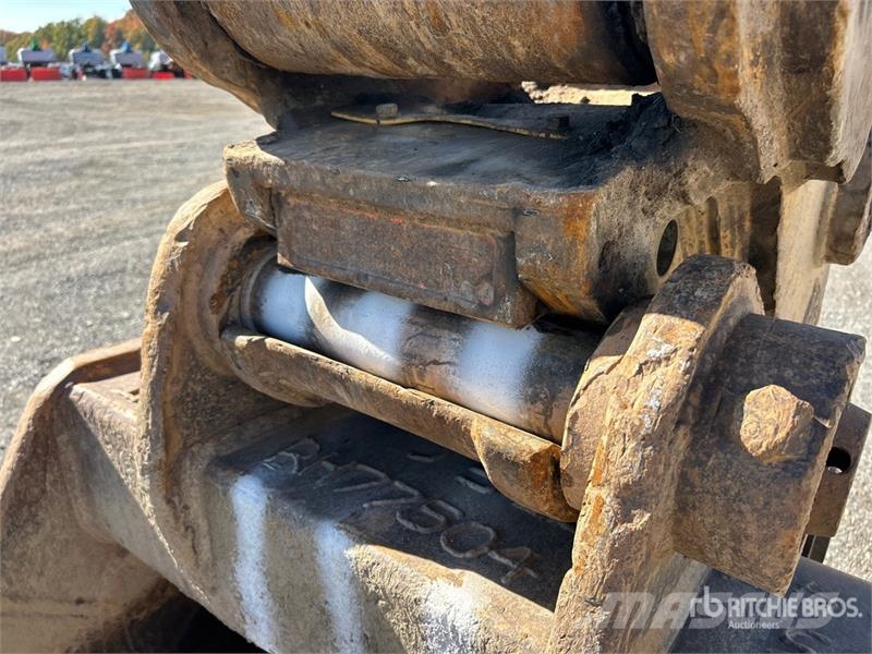 CAT 335F L CR Tracked Excavator Kāpurķēžu ekskavatori