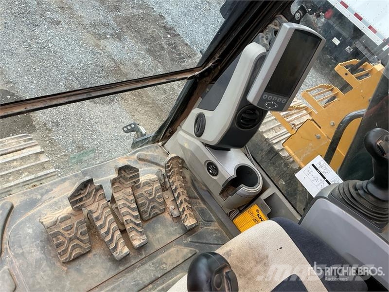 CAT 335F L CR Tracked Excavator Raupenbagger