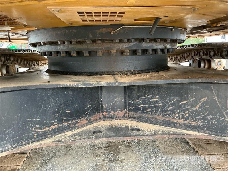 CAT 335F L CR Tracked Excavator Raupenbagger