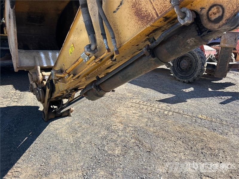 CAT 335F L CR Tracked Excavator Kāpurķēžu ekskavatori