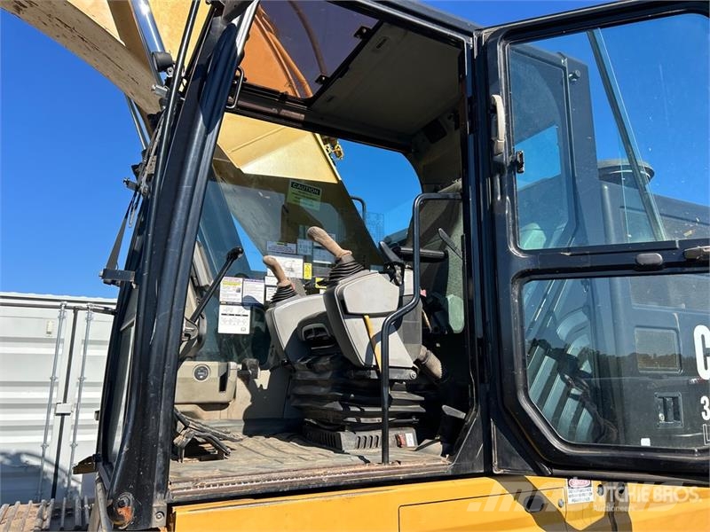 CAT 335F L CR Tracked Excavator Kāpurķēžu ekskavatori